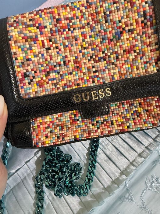 Дамска чанта Guess
