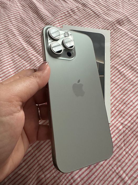 Vand Iphone 16 Pro Max 256 GB