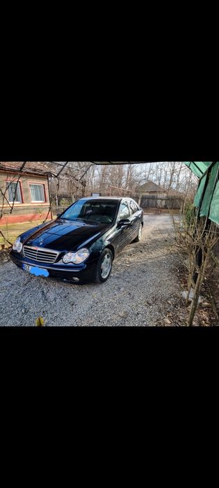 Mercedes-Benz   c220 diesel