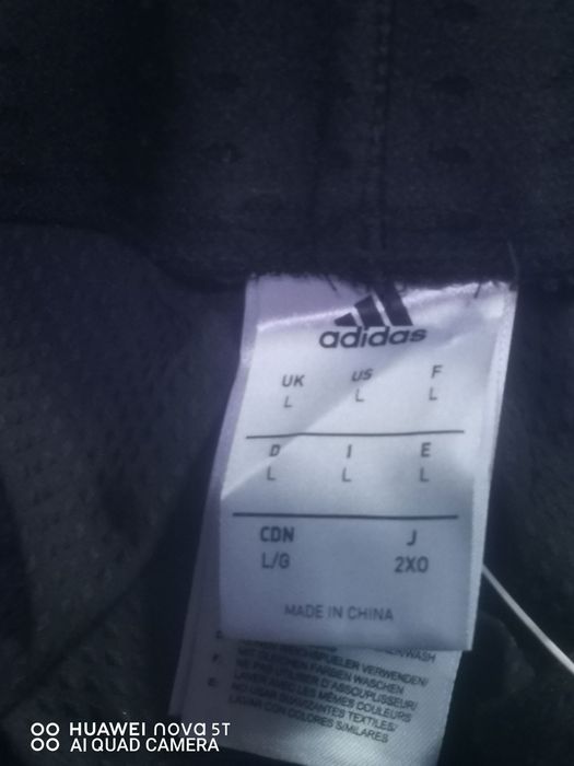 Sort adidas. Mărime L. Original 100%