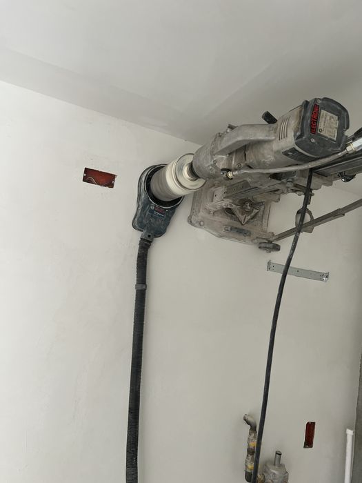 Gaura hota, Carotare beton