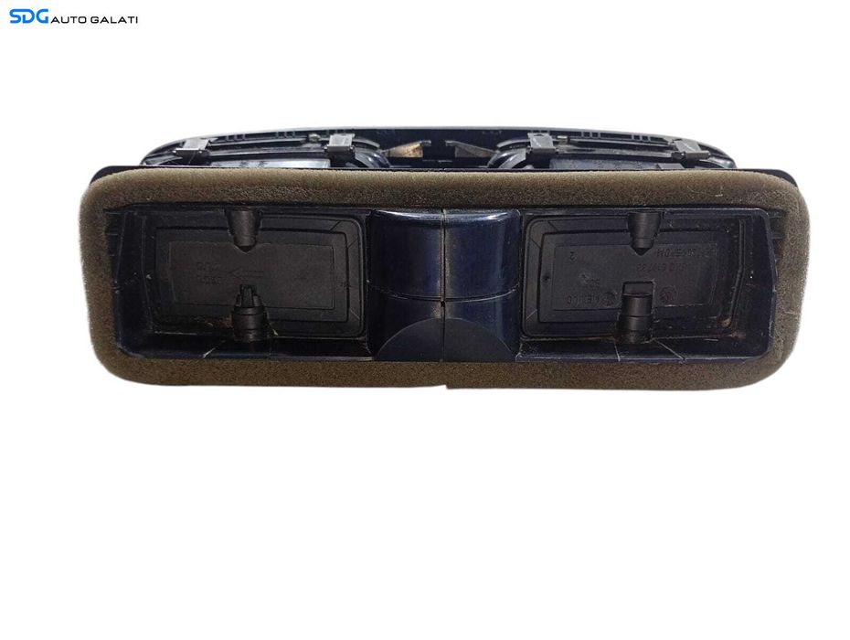Grila Grile Ventilatie Aerisire Centrala Volkswagen Golf 6 2008 - 2013 Cod 5K0815735D 5K0815736D [L6234]