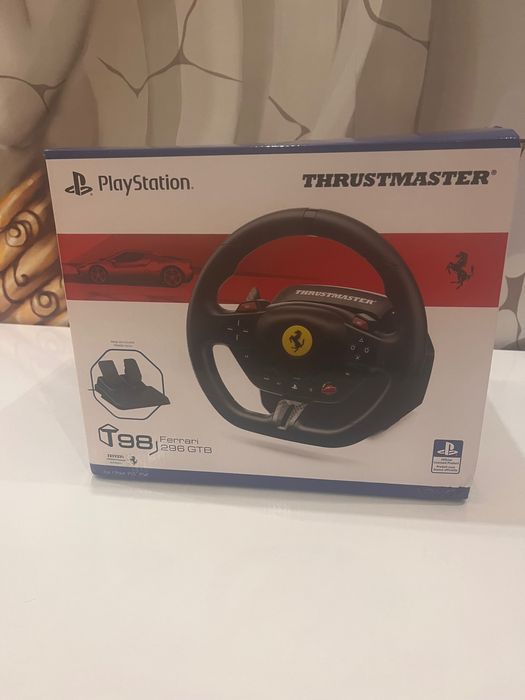 Чисто нов волан с педали ферари