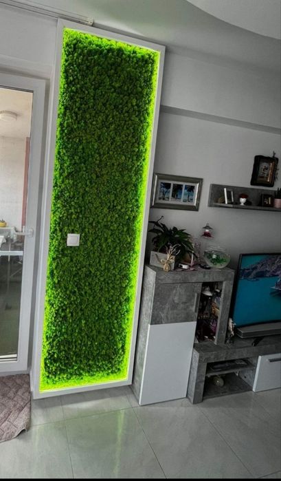 Пано от скандинавски мъх с LED осветление