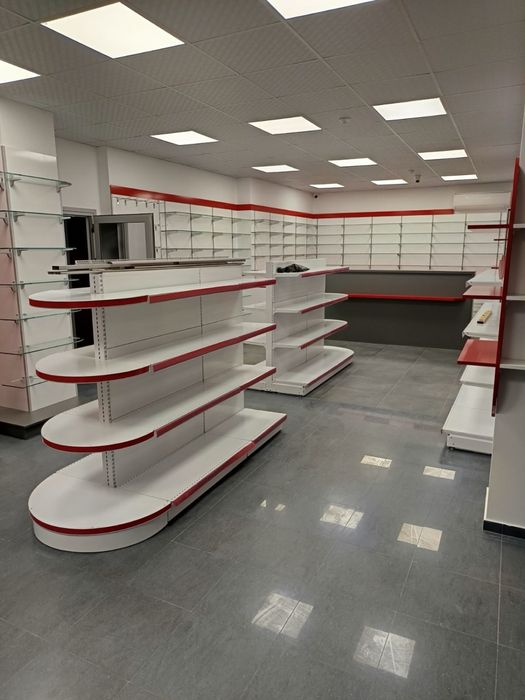 Заоблени рафтове за островен стелаж - гондола.