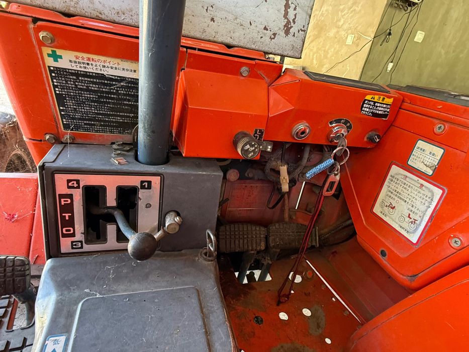 Трактор Kubota Monroematik Auto