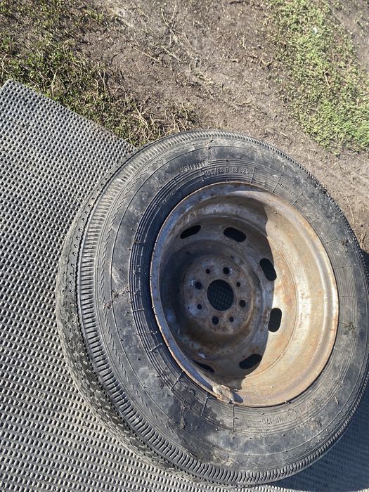 Шины с дисками две штуки