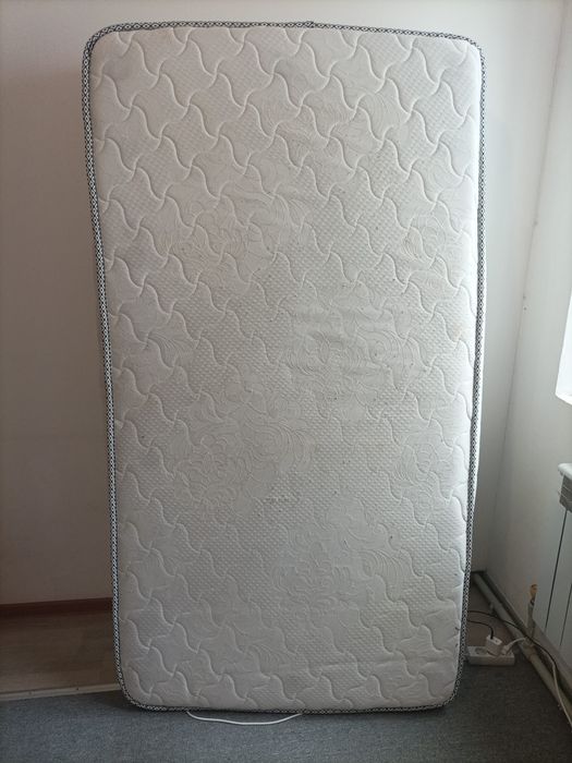 Продам матрас 120*200