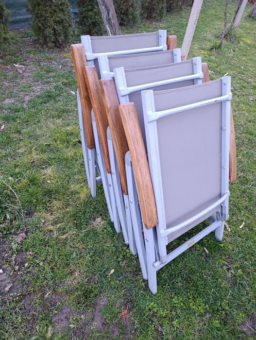 Сгъваеми алуминиеви столове