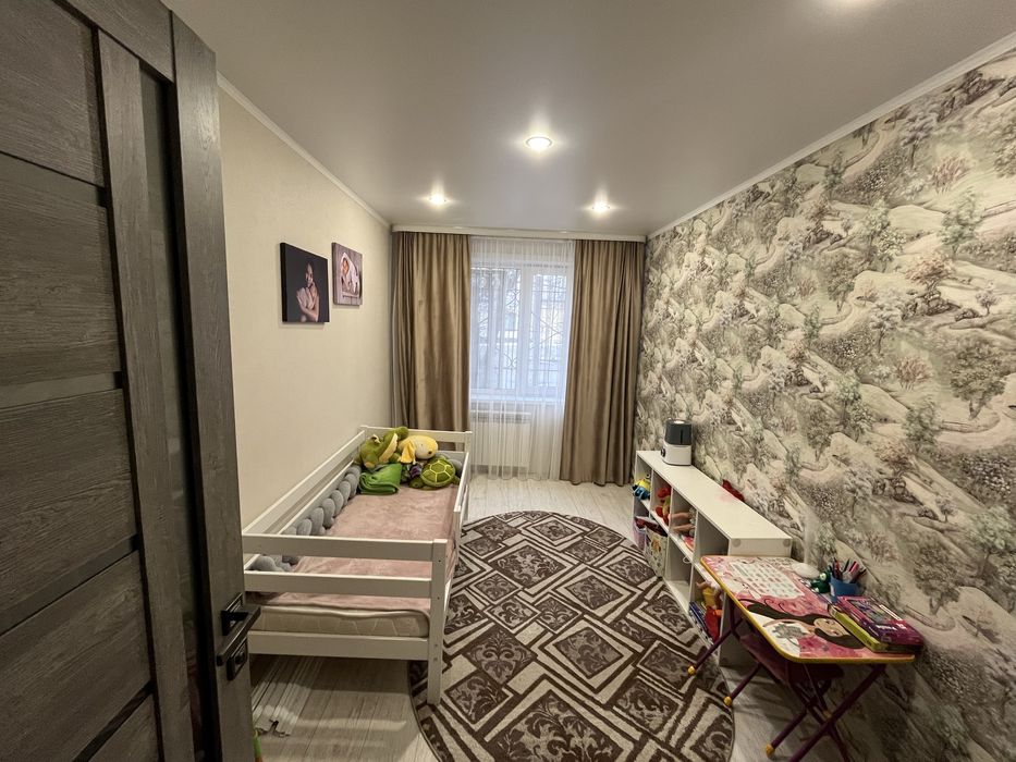 Продам 3-х комнатную квартиру