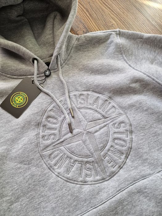 Страхотен мъжки суитчър  размер M L XL 2XL 3XL 



Страх