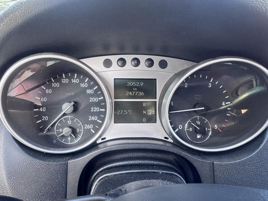 Мерцедес МЛ 320