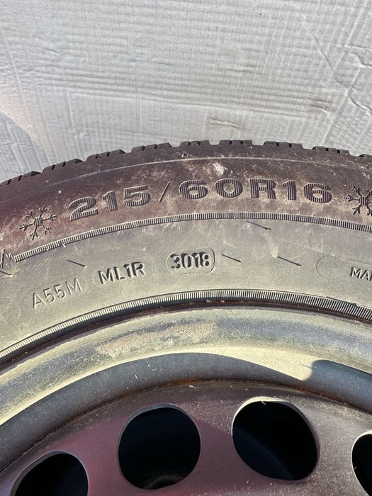 Dunlop 215/60/R16 M+S Volkswagen–Audi–Seat–Škoda