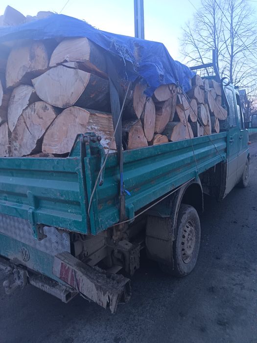 Vând lemn de foc pentru mai multe detalii