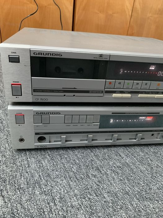 Casetofon Deck GRUNDIG CF7500 Hi-Fi si Statie Amplificator GRUNDIG V7500 Hi-Fi - Ambele necesita reparatii.