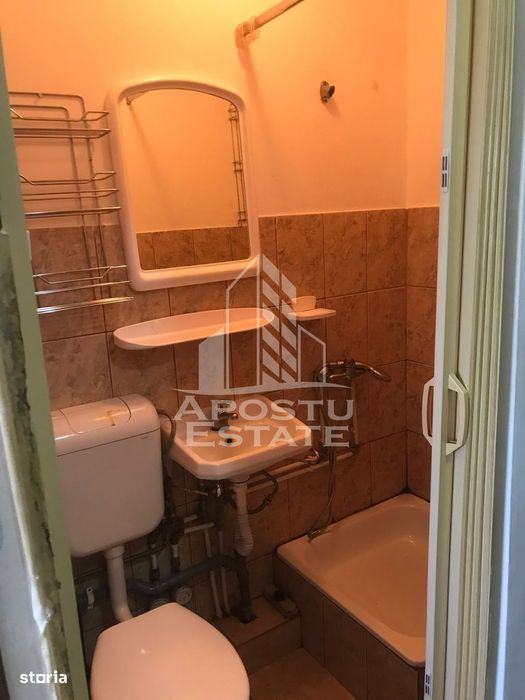 Garsoniera de vanzare , Cheltuieli reduse ,Zona Lipovei , Timisoara
