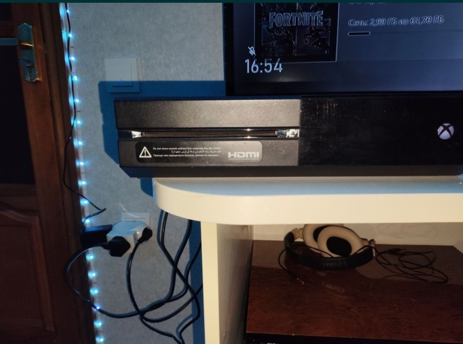 Xbox One продам б/у