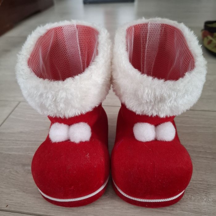 Продам рожденственные сапожки!