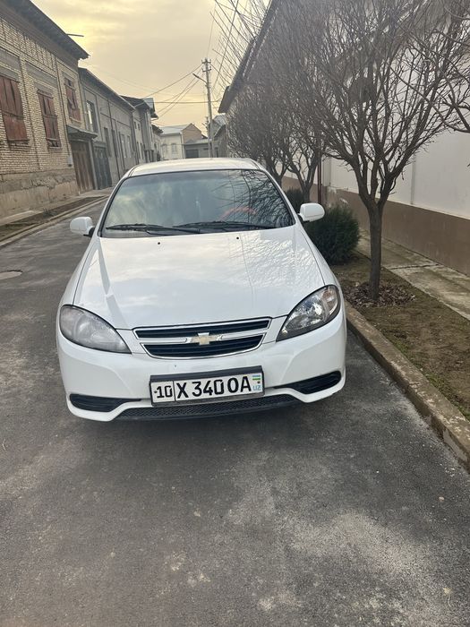 gentra 2015 2-positsiya