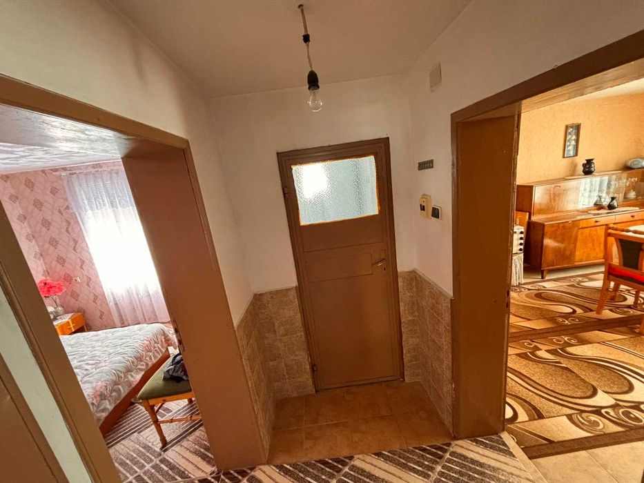 Продава се Къща в София, Център - 57 кв.м за 1141 €/кв.м - Снимка #7