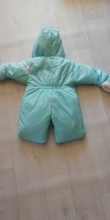 Продам комбинезон для новорождённых