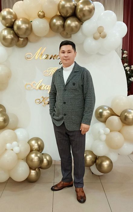 Тамада, Домбырашы, Әнші.