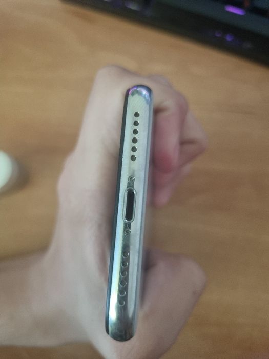 IPHONE X (citit descrierea)