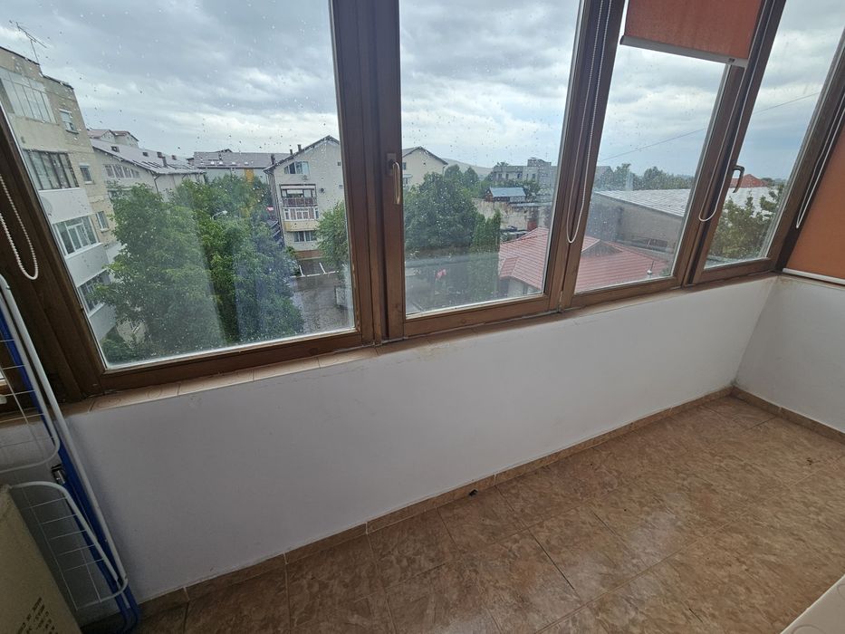 PROPRIETAR apart MOBILAT+UTILAT 2 cam 67mp,et intermed,Calea Romanului