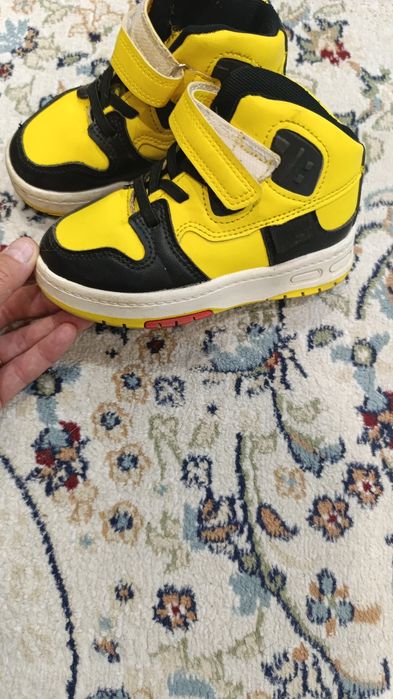 Продам обувь на мальчика