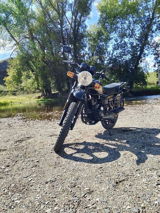 Мотоцикл GSX 200