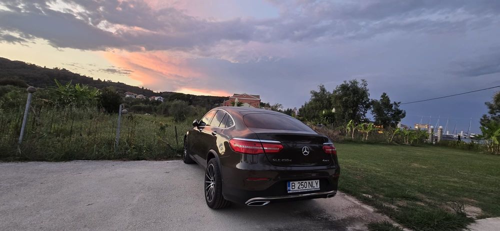 MERCEDES-BENZ GLC 2018 — imagine 2