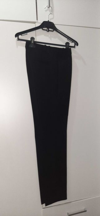 Costum clasic Massimo Dutti,ca nou(sacou 34,pantaloni 36)