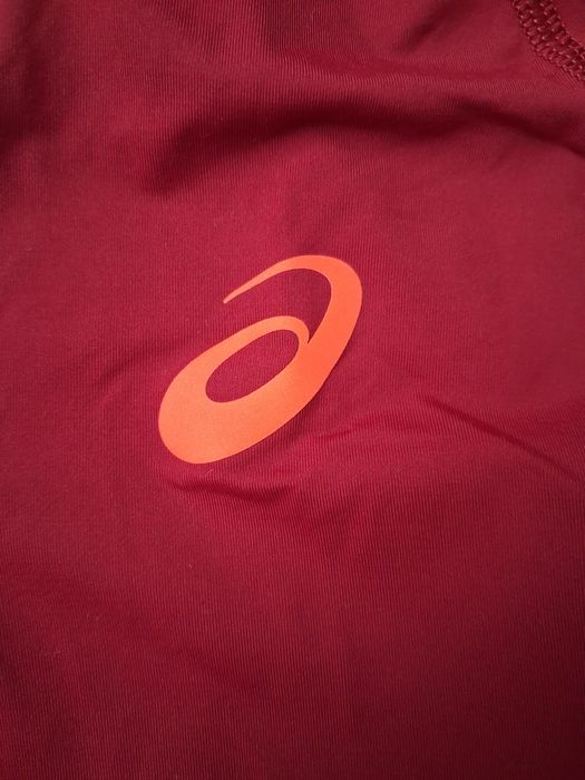 Vând tricou de Compresie Acsis mărimea S  Dama