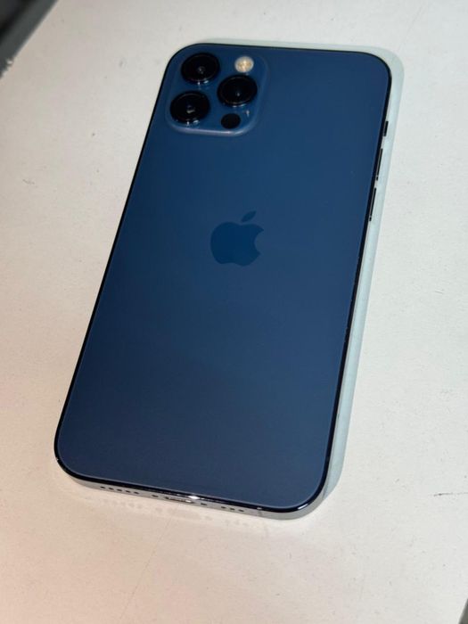 Продам Iphone 12pro 256g
