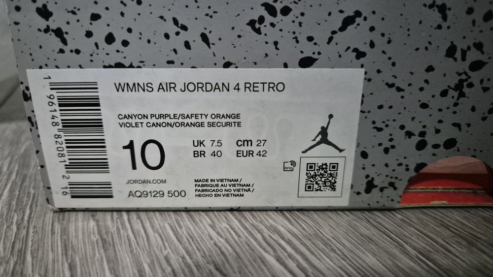 Jorden 4 retro canyon purple