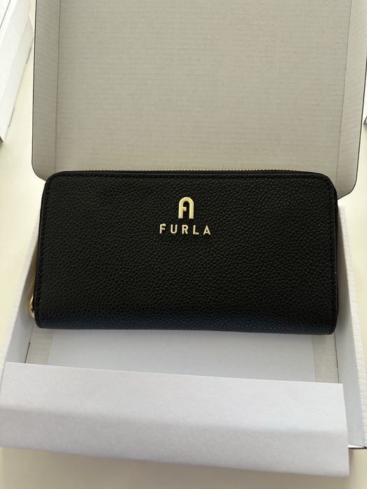 Дамски портмонета FURLA. Различни видове