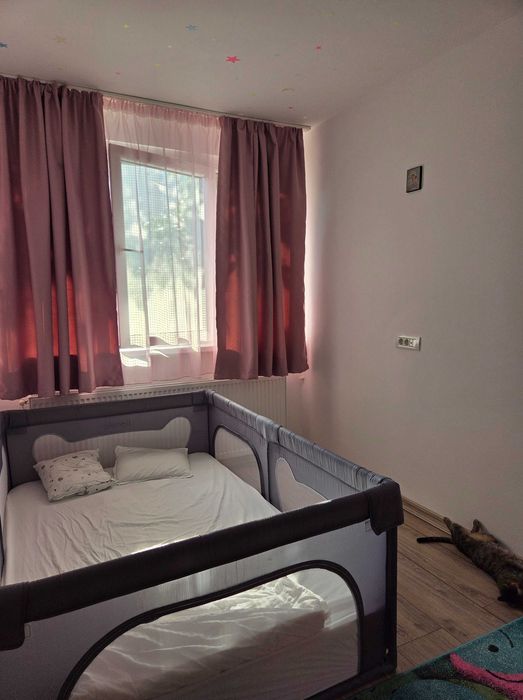 Direct proprietar vand apartament