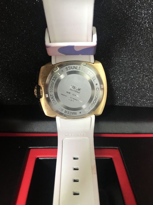 Naquare orginal clock