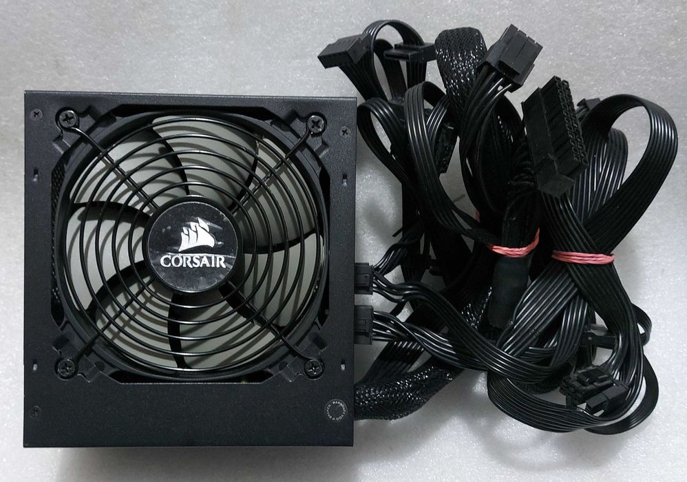 Sursa modulara CORSAIR TX550M, 80+ Gold, 550W