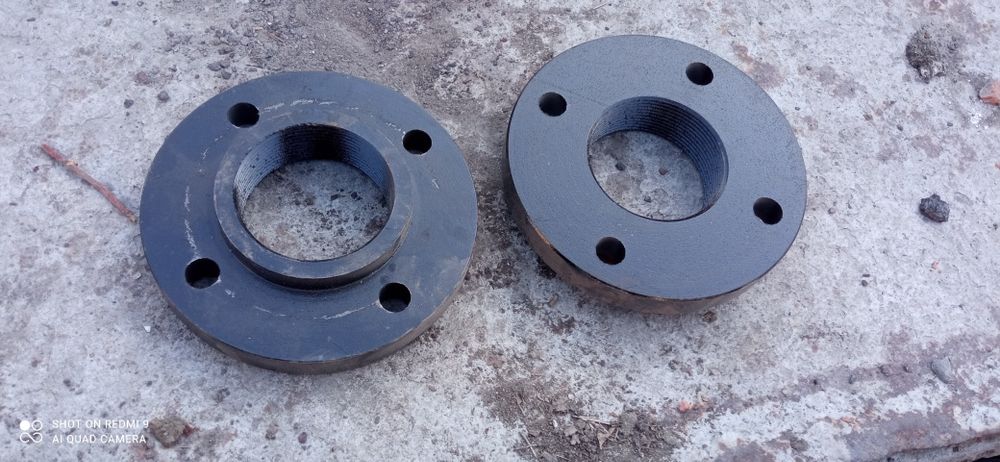 Продам ф л я н е ц с резбой