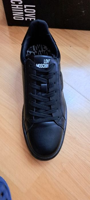 Love moschino 40ти(уголемен!) номер нови