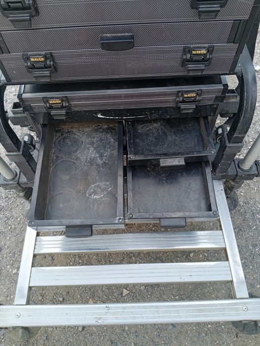 Щека colmic с платформа maver