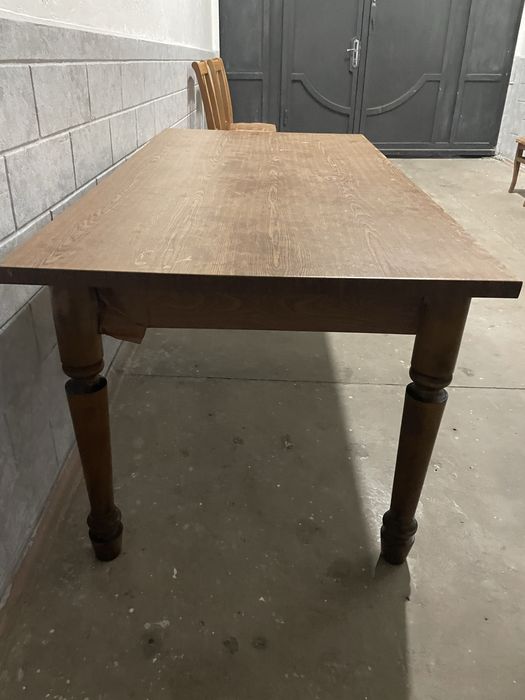 Продам стол и стулья