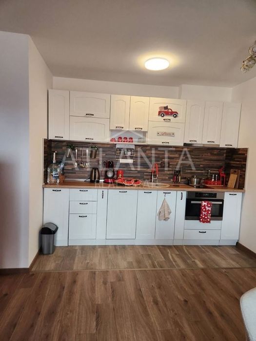 Продава се Двустаен апартамент в к.к. Св.Св. Константин и Елена - 60 кв.м за 2121 €/кв.м - Снимка #3