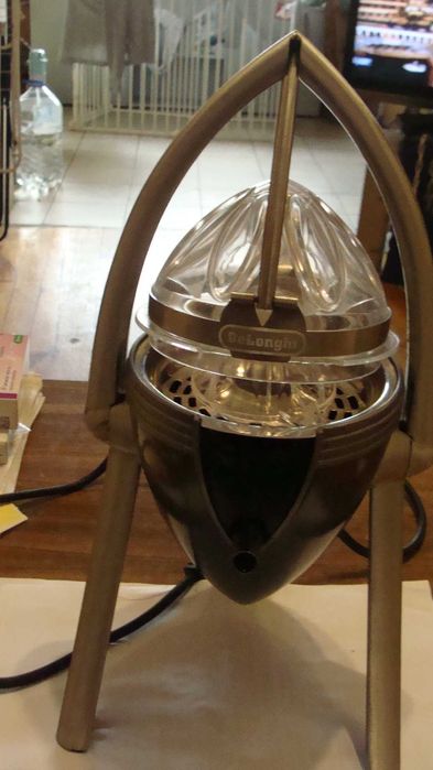 Сокоизстисквачка -преса за фрешове