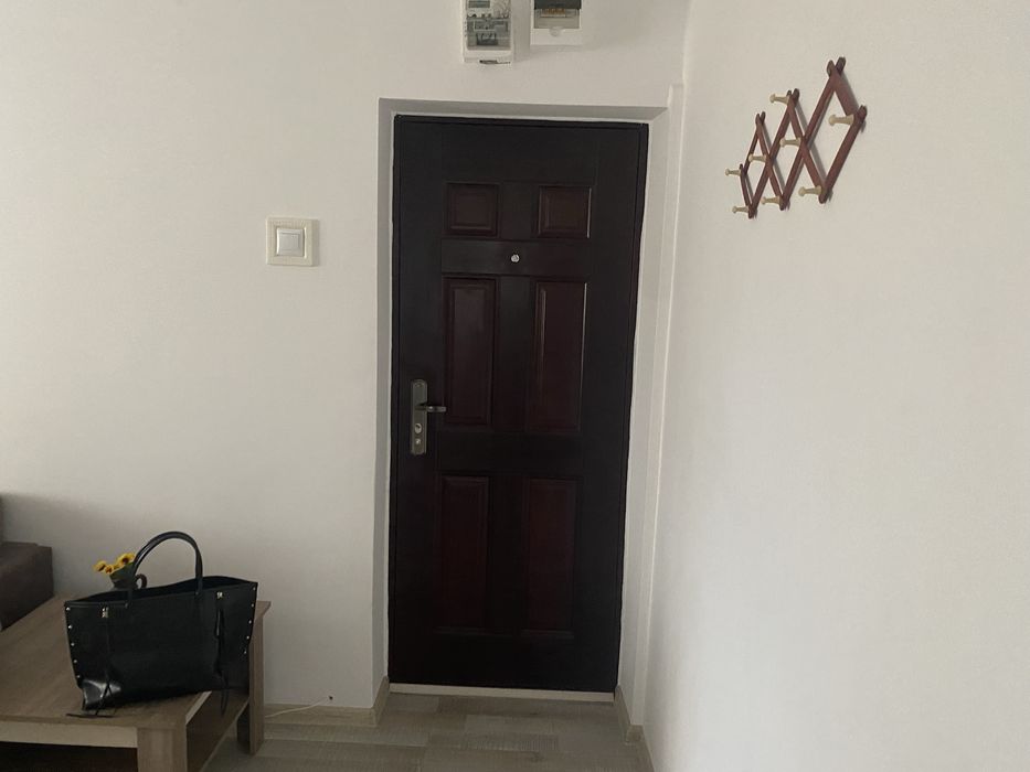 Inchiriere garsoniera Ploiesti zona Vest