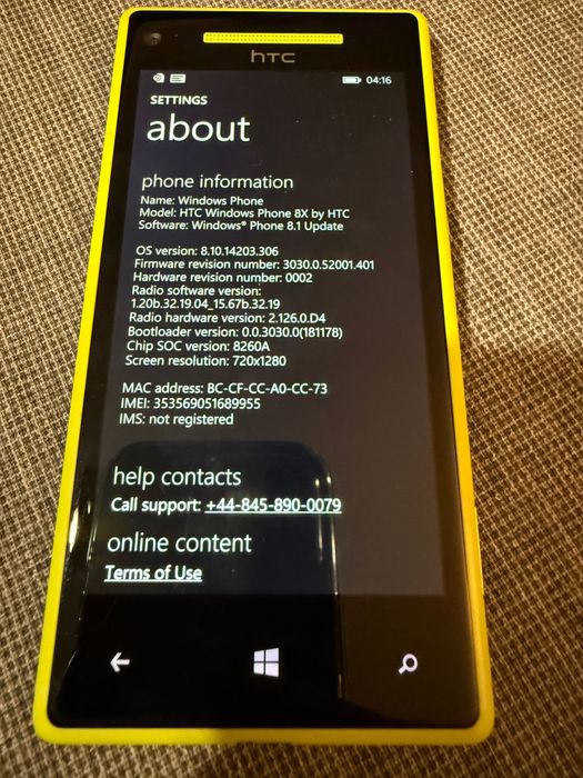 HTC Windows Phone 8X - Ediție Limelight (Neon) – Piesă de colecție!