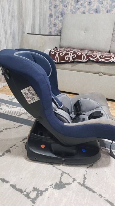 Продам детское автокресло