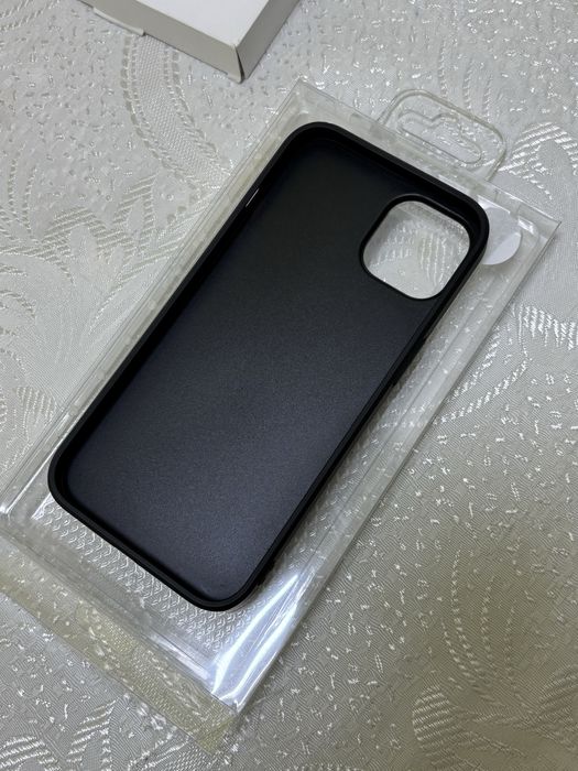 Чехлы на айфон iPhone 13/11