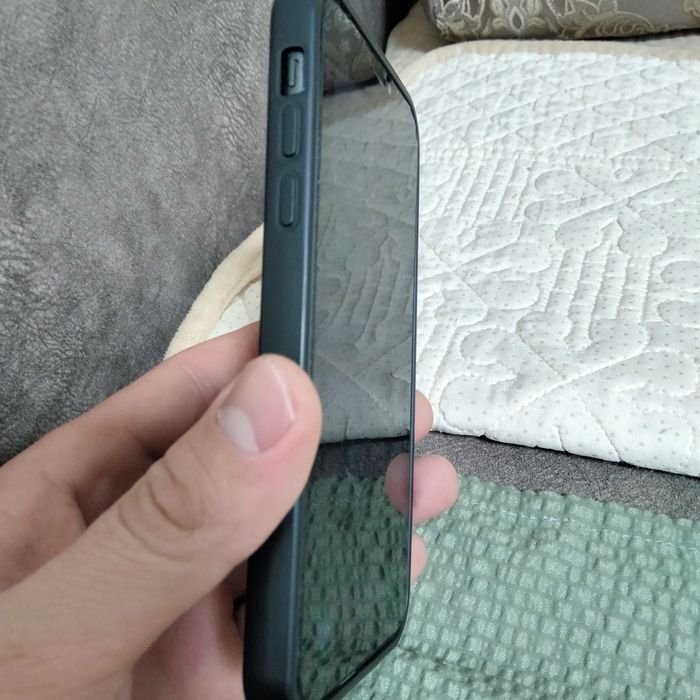 Продам айфон 11  в отличном состоянии